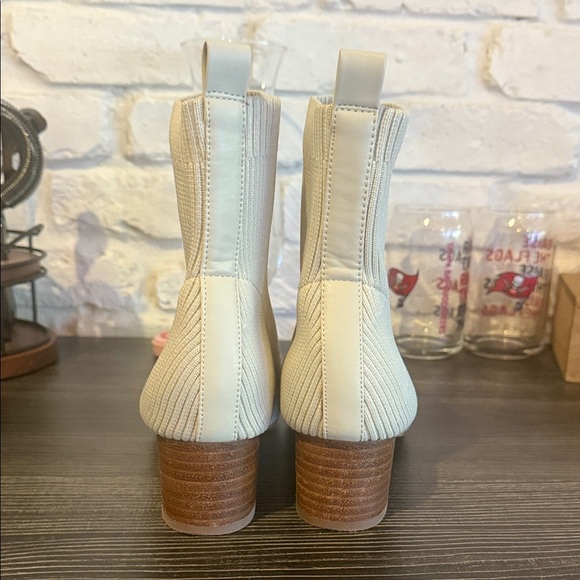 Joie Cream knit Ribbed Ankle Booties - Picture 4 of 6